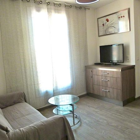 New 1 Bedroom Apt Place Garibaldi Niza Habitación foto